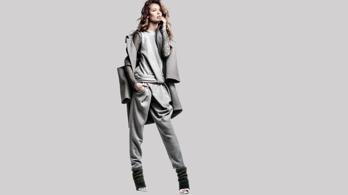 2025年现在开发php项目选择lar***el框架好还是thinkphp框架好？